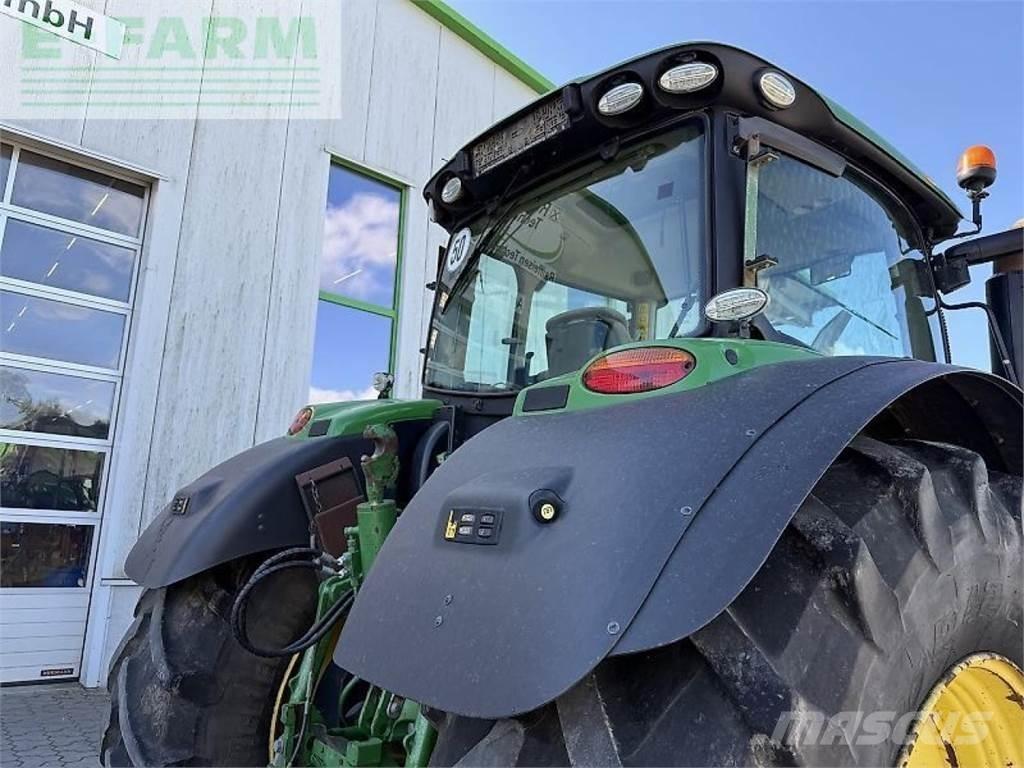 John Deere 6215r Traktorid