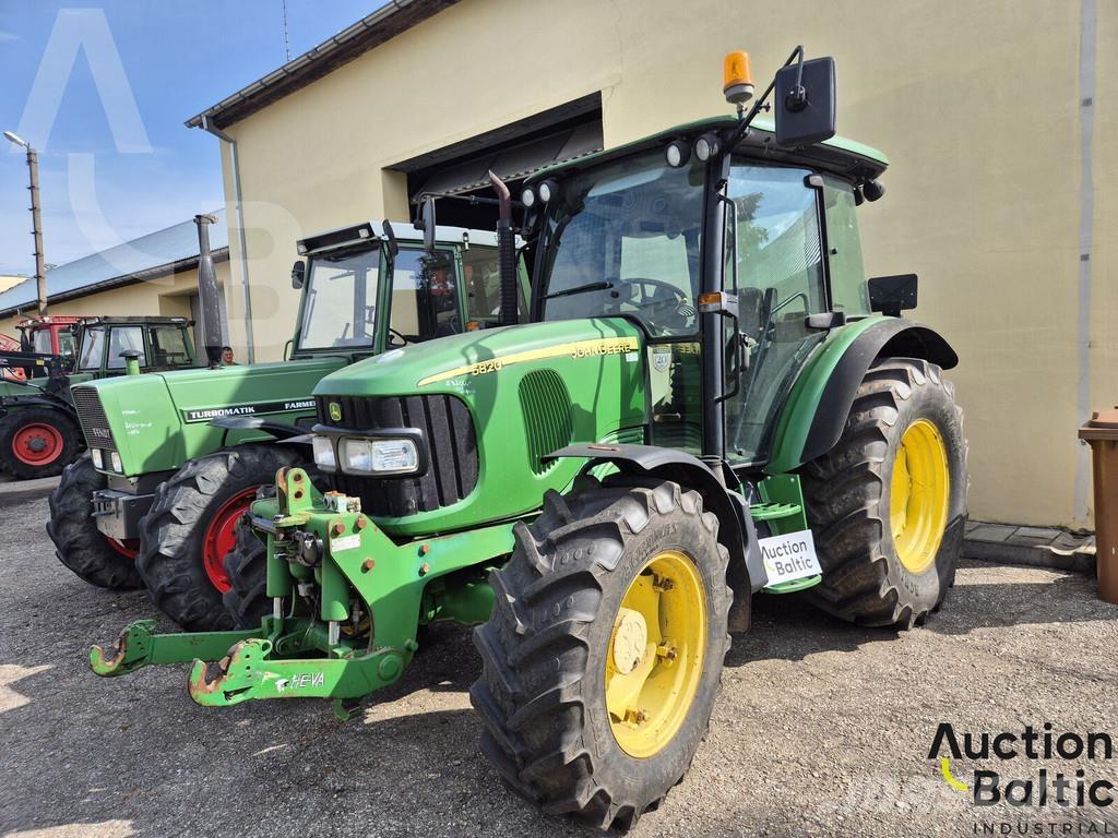 John Deere 5820 Traktorid