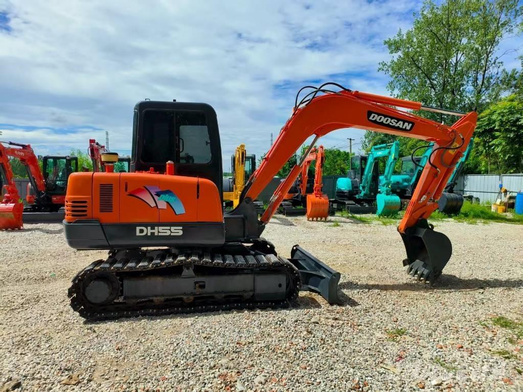 Doosan DH 55 Miniekskavaatorid < 7 t