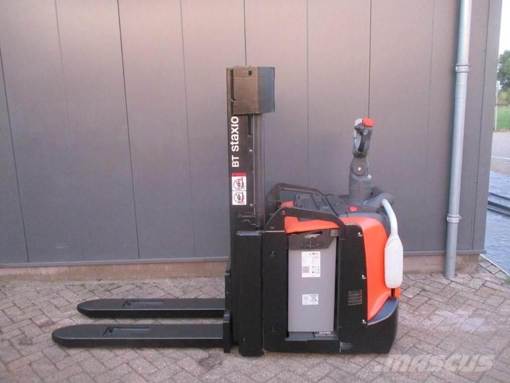 Toyota SPE200D Platvormiga alusesiirdaja