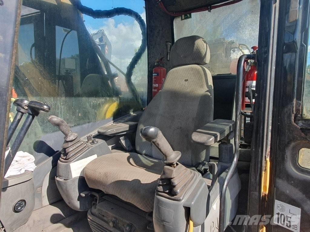 CAT 330 D L Pika noolega ekskavaatorid