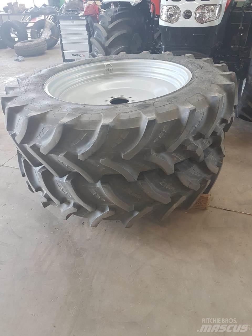 Petlas 380/85R38 Rehvid, rattad ja veljed