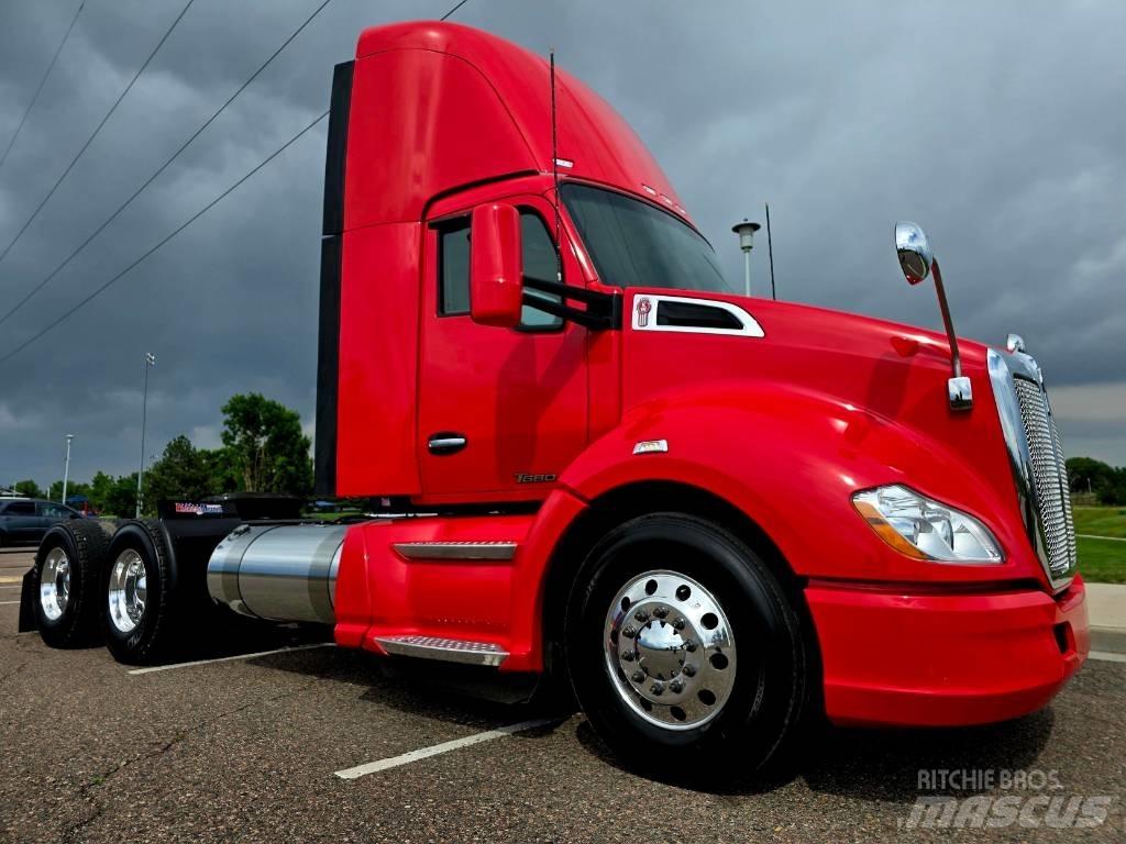 Kenworth T 680 Sadulveokid