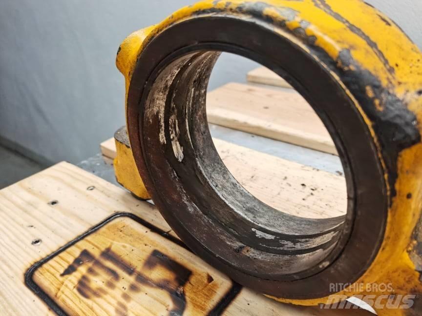 JCB 530-70 {axle} Sillad