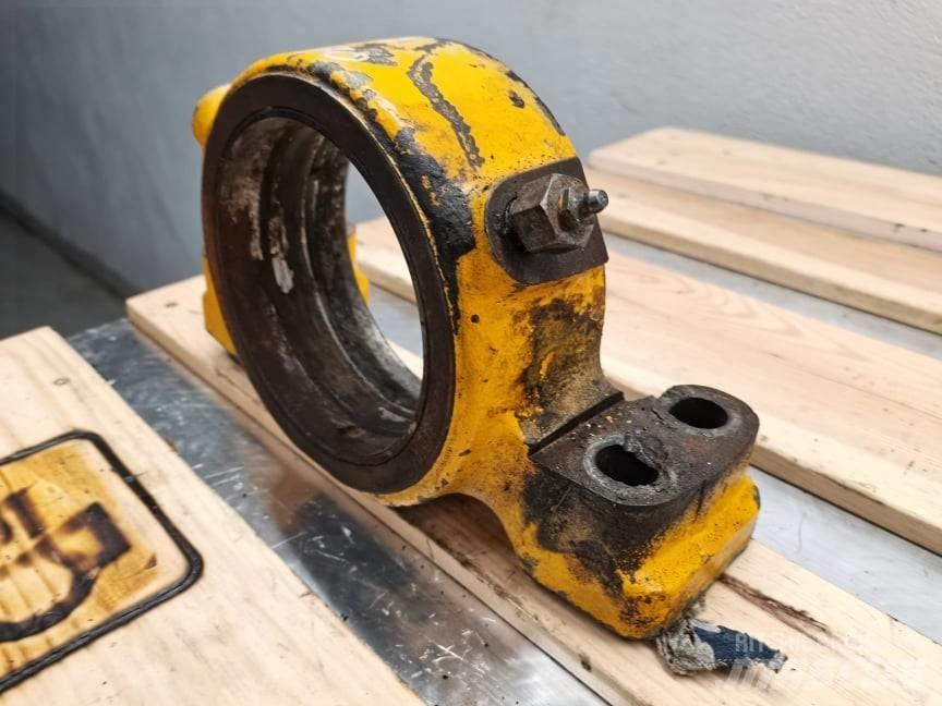 JCB 530-70 {axle} Sillad