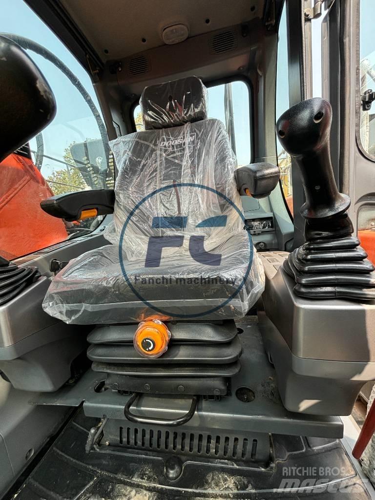Doosan DX 225 LCA Väikeekskavaatorid 7t-12t