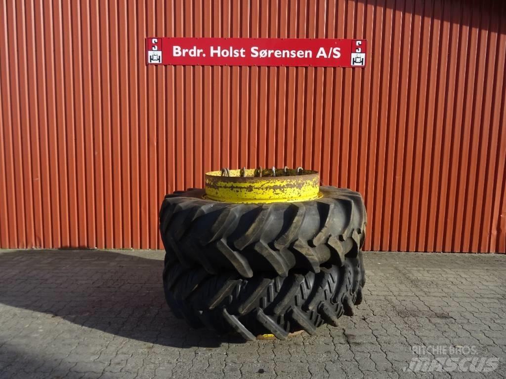 Goodyear 18.4-38 Rehvid, rattad ja veljed