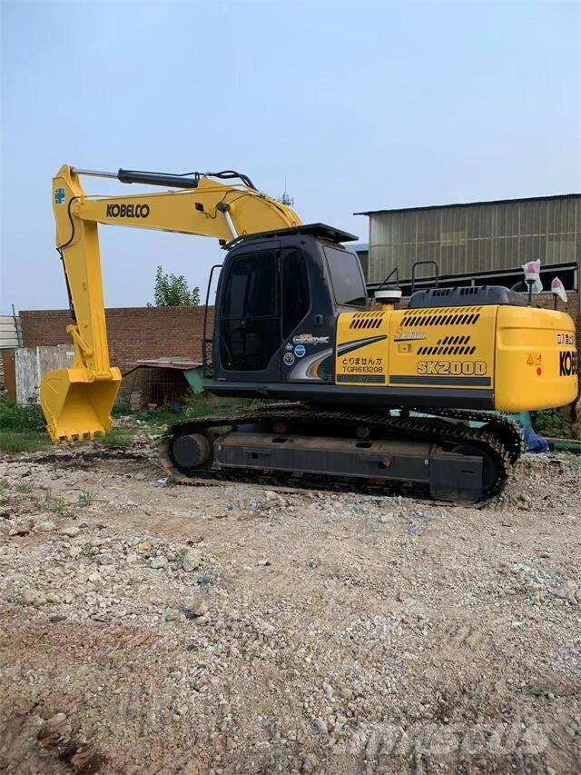 Kobelco SK 200 Roomikekskavaatorid