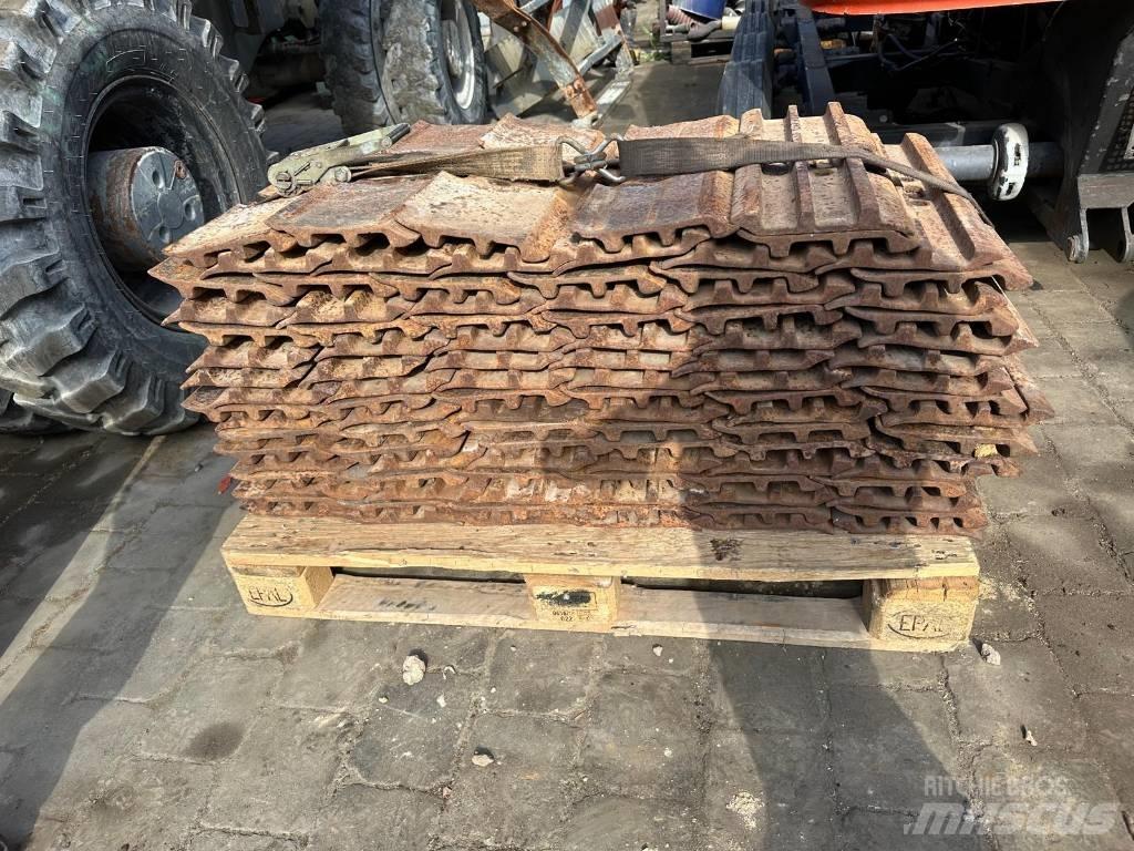 Doosan DX 255 NLC Roomikekskavaatorid