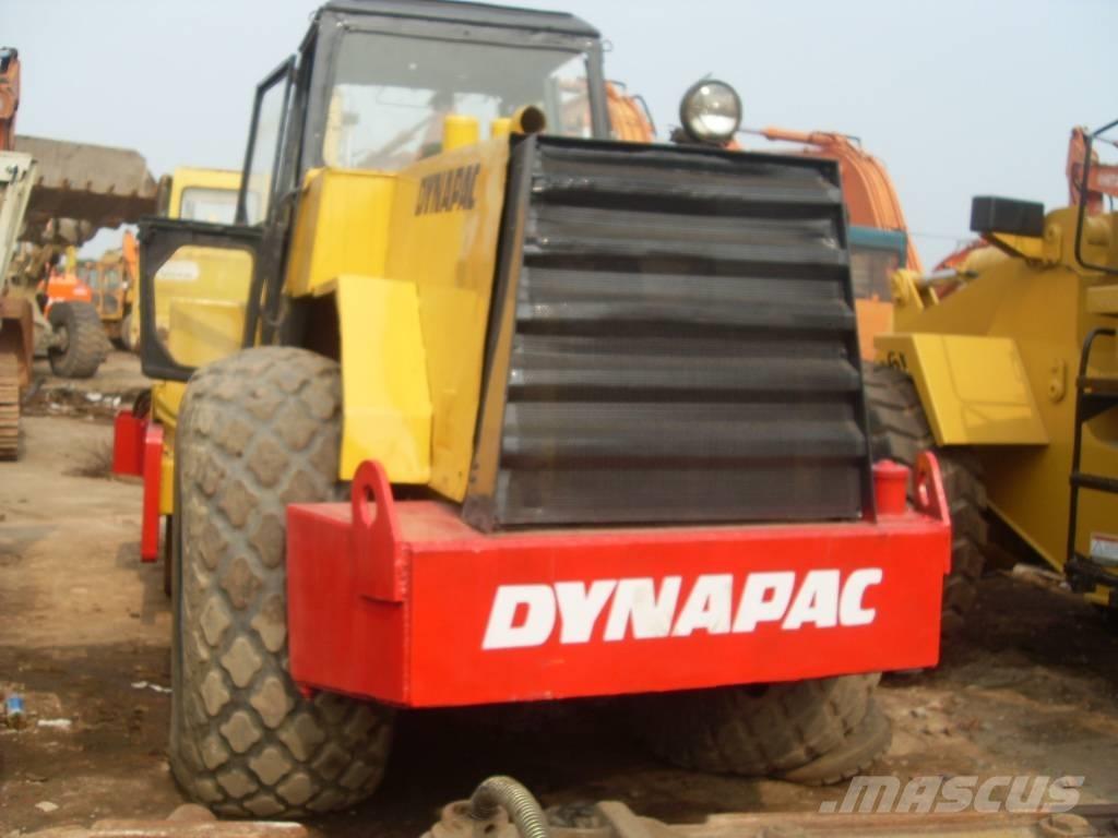 Dynapac CA 30 D Ühe trumliga rullid