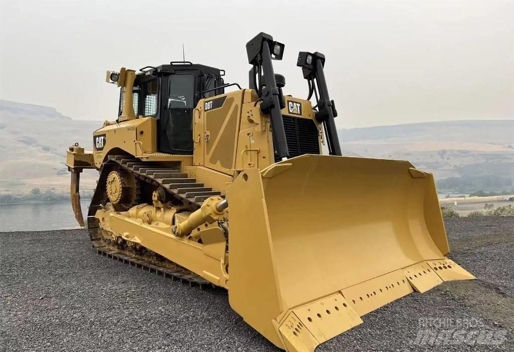 CAT D 8 T Buldooserid