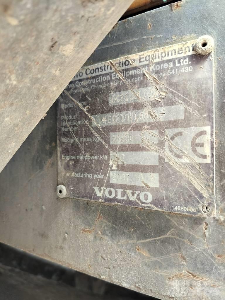 Volvo EC 210 B LC Roomikekskavaatorid