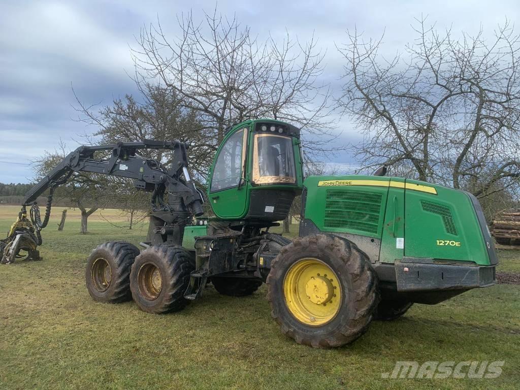 John Deere 1470 E Harvesterid