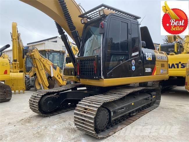 CAT 320 D Roomikekskavaatorid