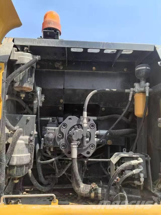 Sumitomo SH 200 Roomikekskavaatorid