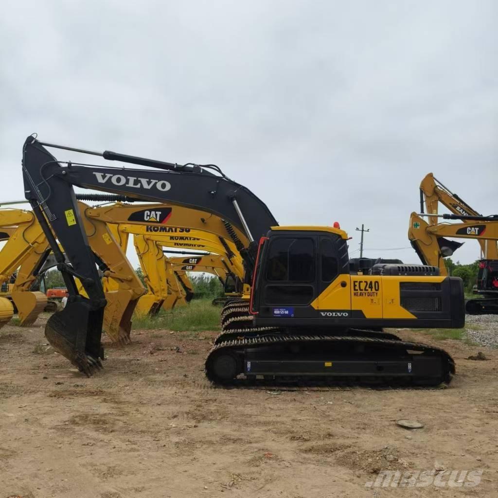 Volvo EC 240 Roomikekskavaatorid