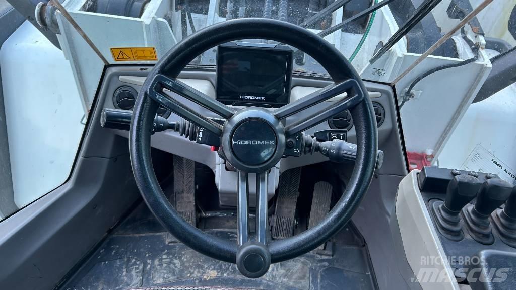 Hidromek HMK 640 WL Ratasbuldooserid