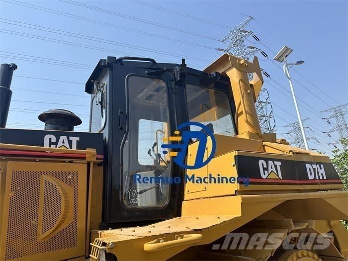 CAT D 7 R Buldooserid