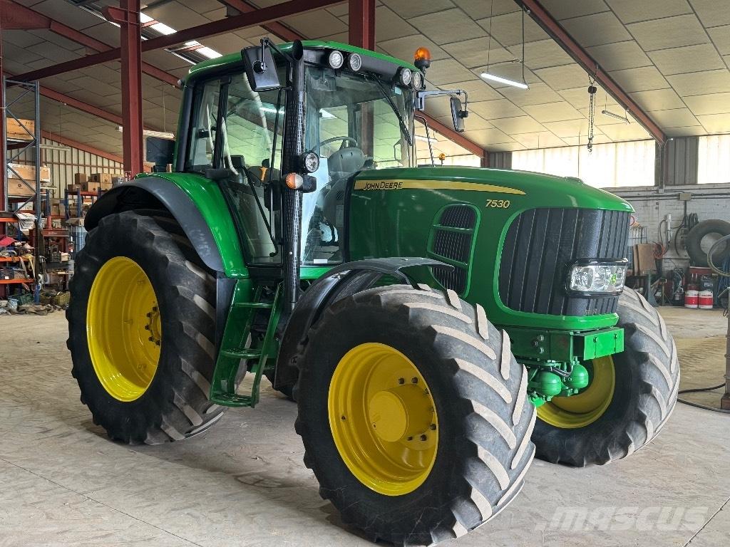John Deere 7530 AQ Traktorid