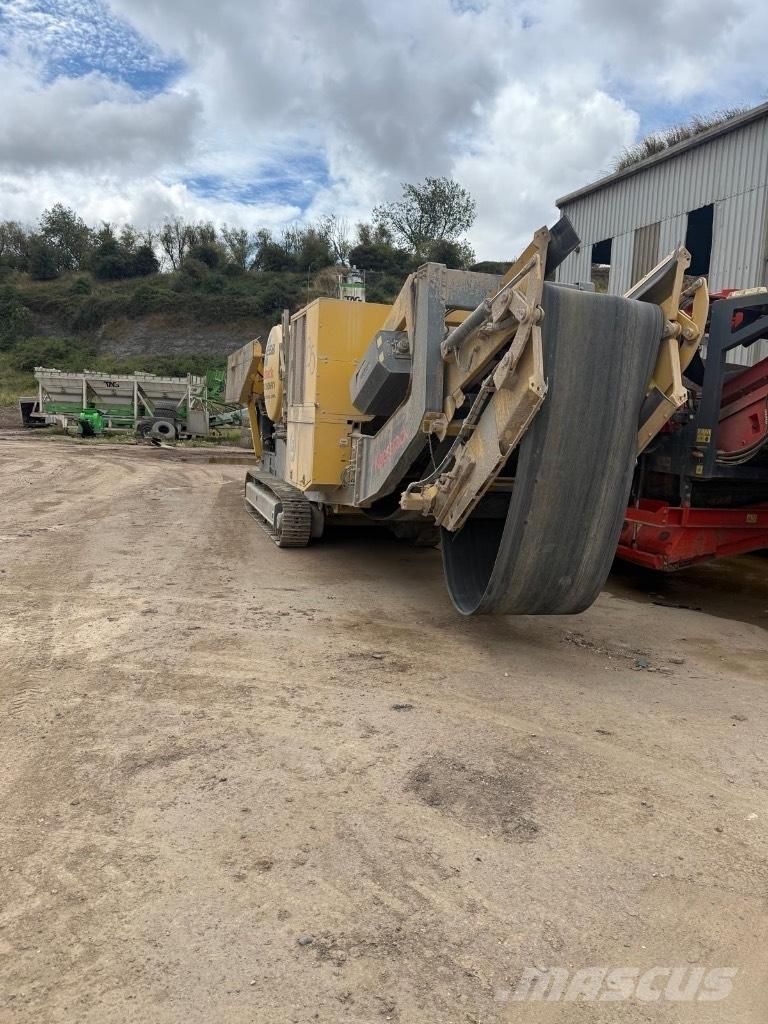 Keestrack B5 Iseliikuvad purustid