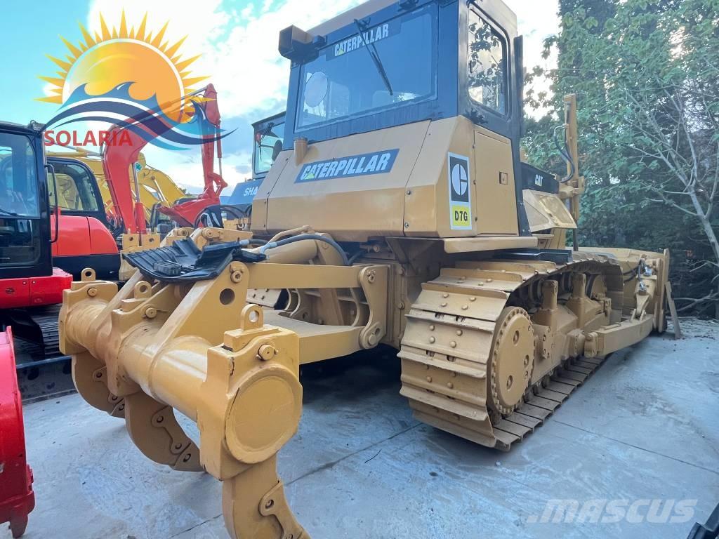 CAT D 7 G Buldooserid