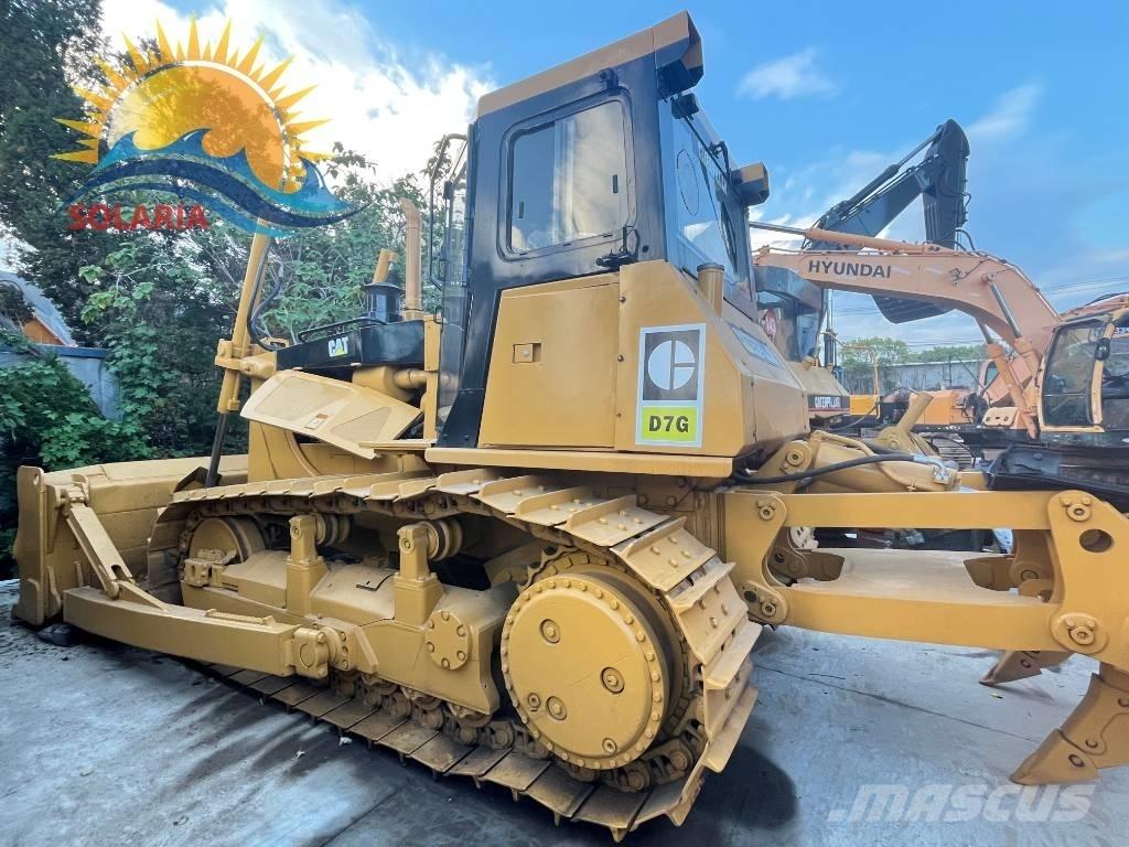 CAT D 7 G Buldooserid