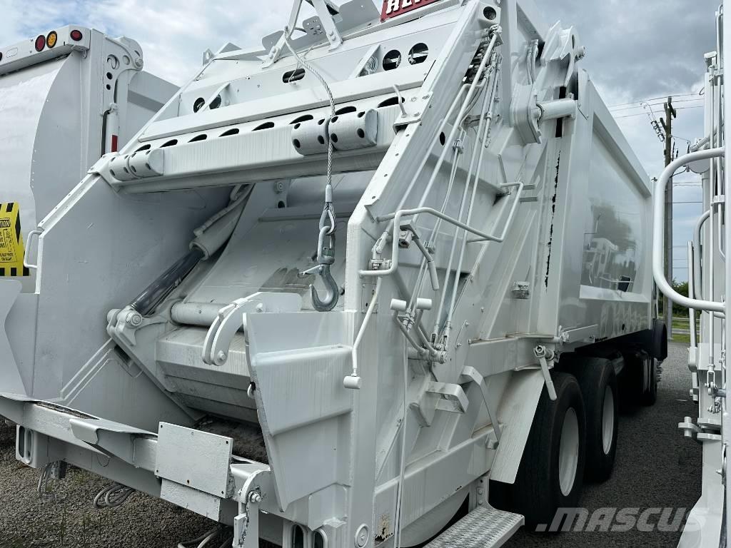 Mack MRU 633 Prügiautod