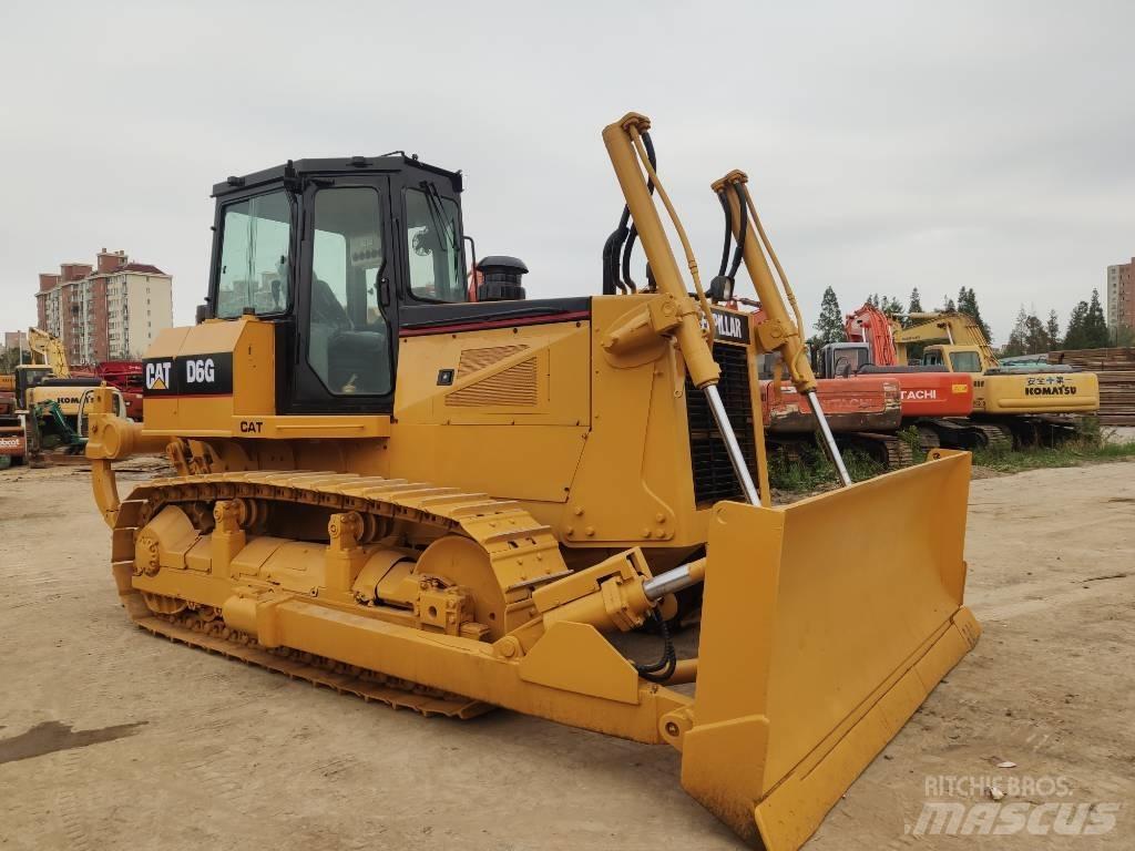 CAT D 6 G Buldooserid