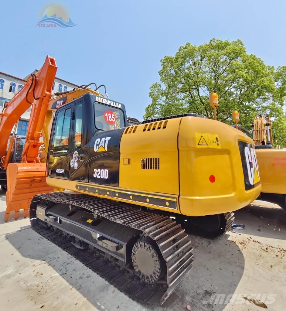 CAT 320 D Roomikekskavaatorid
