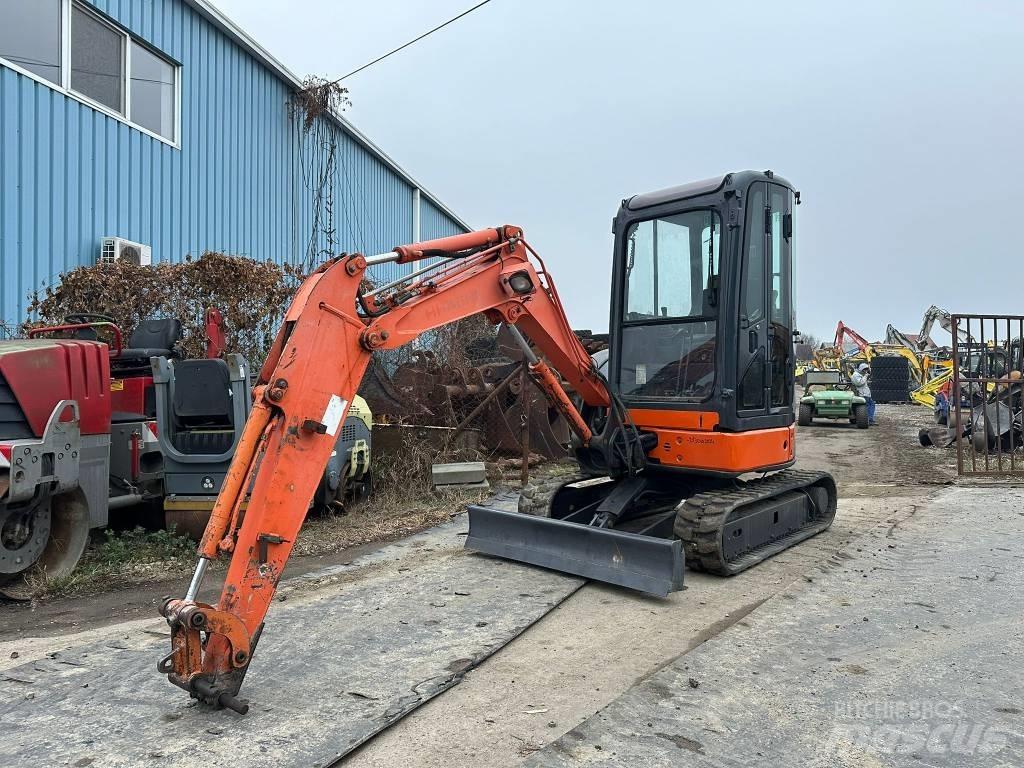Hitachi ZX 27 U-2 Miniekskavaatorid < 7 t