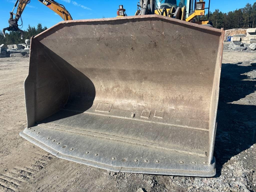 Volvo L 180 G Rataslaadurid