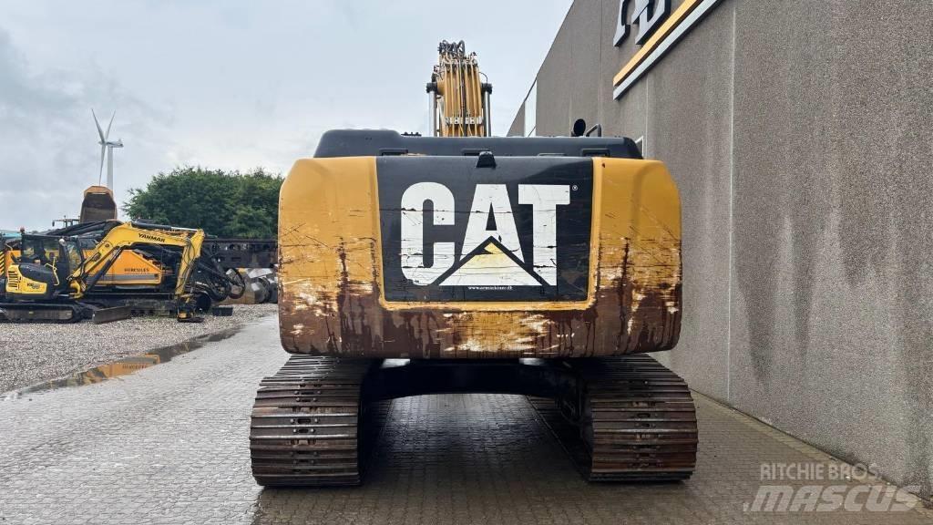 CAT 329E Roomikekskavaatorid