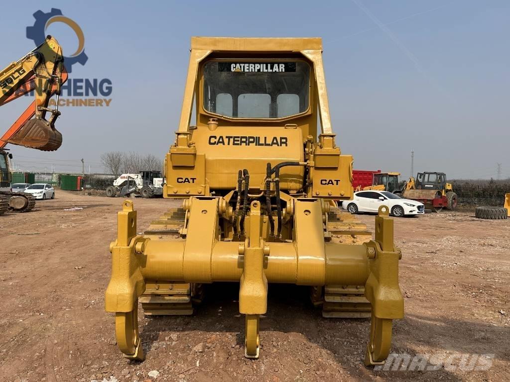CAT D 7 G Buldooserid