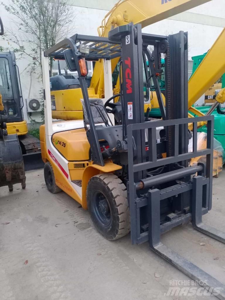 TCM FD 25 Diiseltõstukid