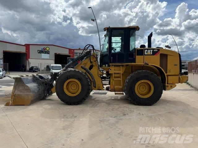 CAT 930 H Rataslaadurid