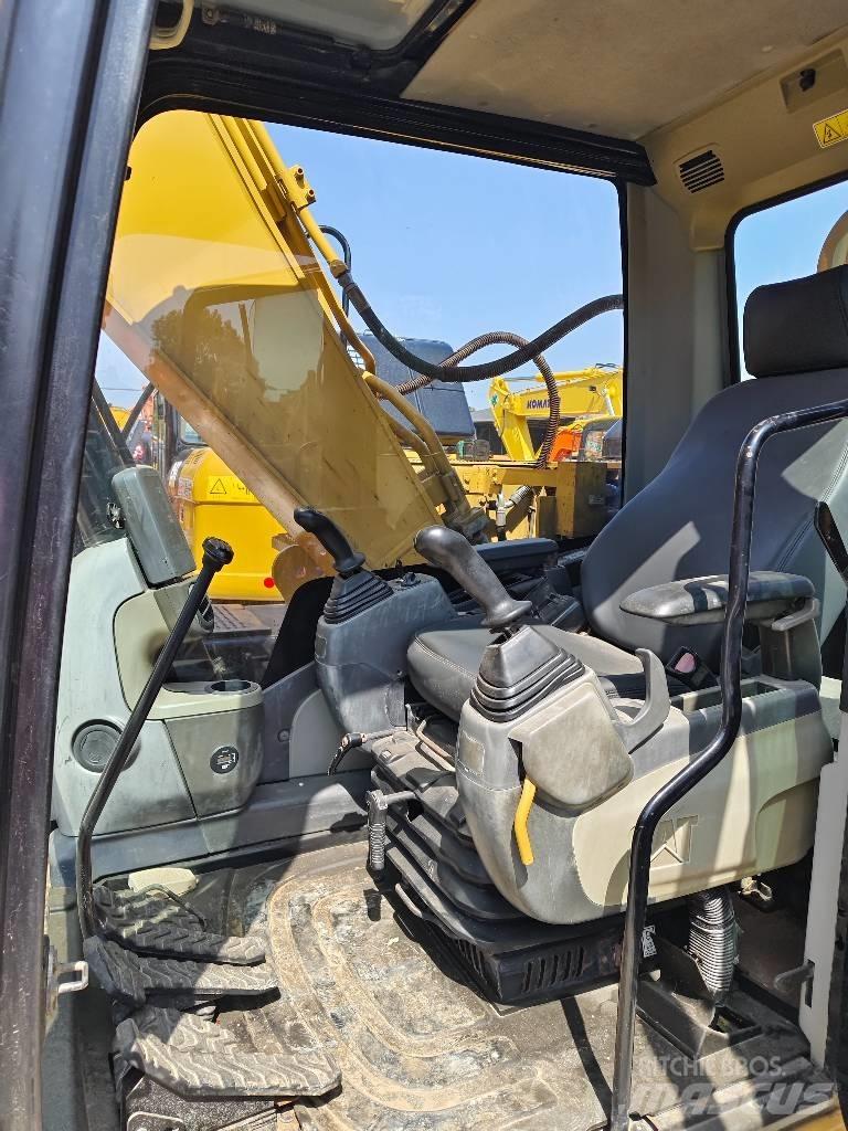 CAT 315 D Roomikekskavaatorid