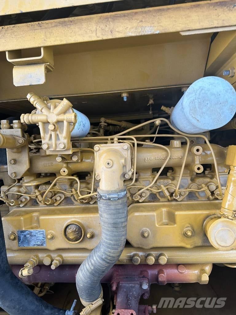 CAT 320C Roomikekskavaatorid