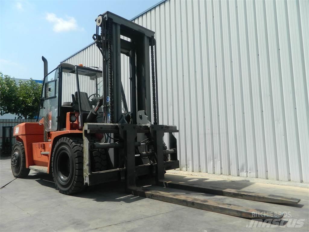 Kalmar DCE100 12 Diiseltõstukid