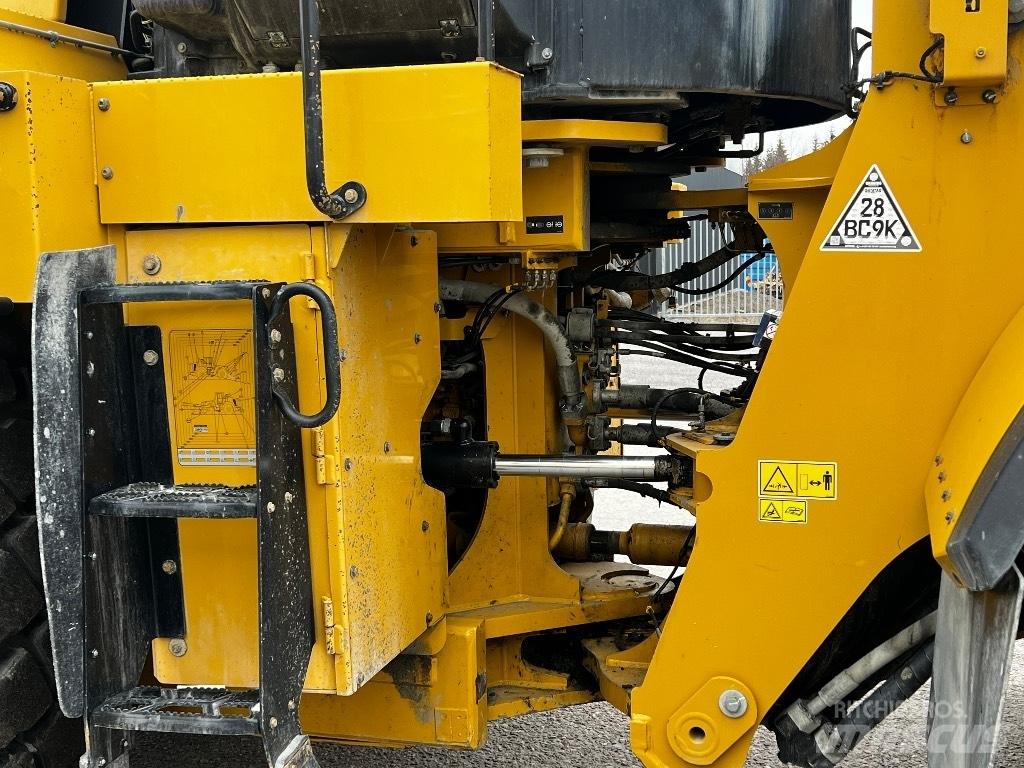 CAT 982 M Rataslaadurid