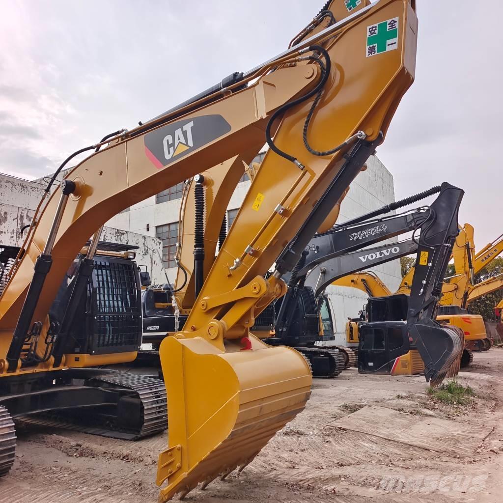 CAT 330D Roomikekskavaatorid