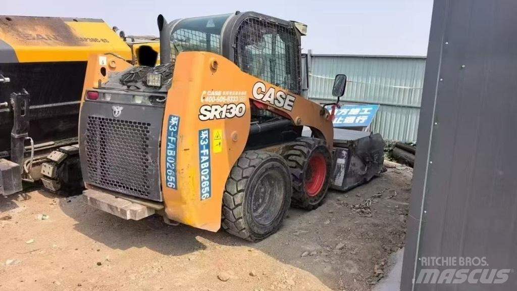 CASE SR 130 Kompaktlaadurid