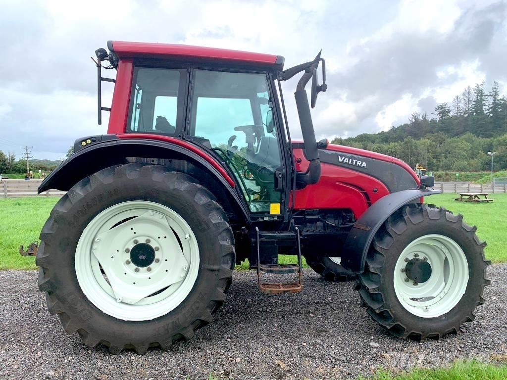 Valtra N101 Tractor Metsatööks kohandatud traktorid