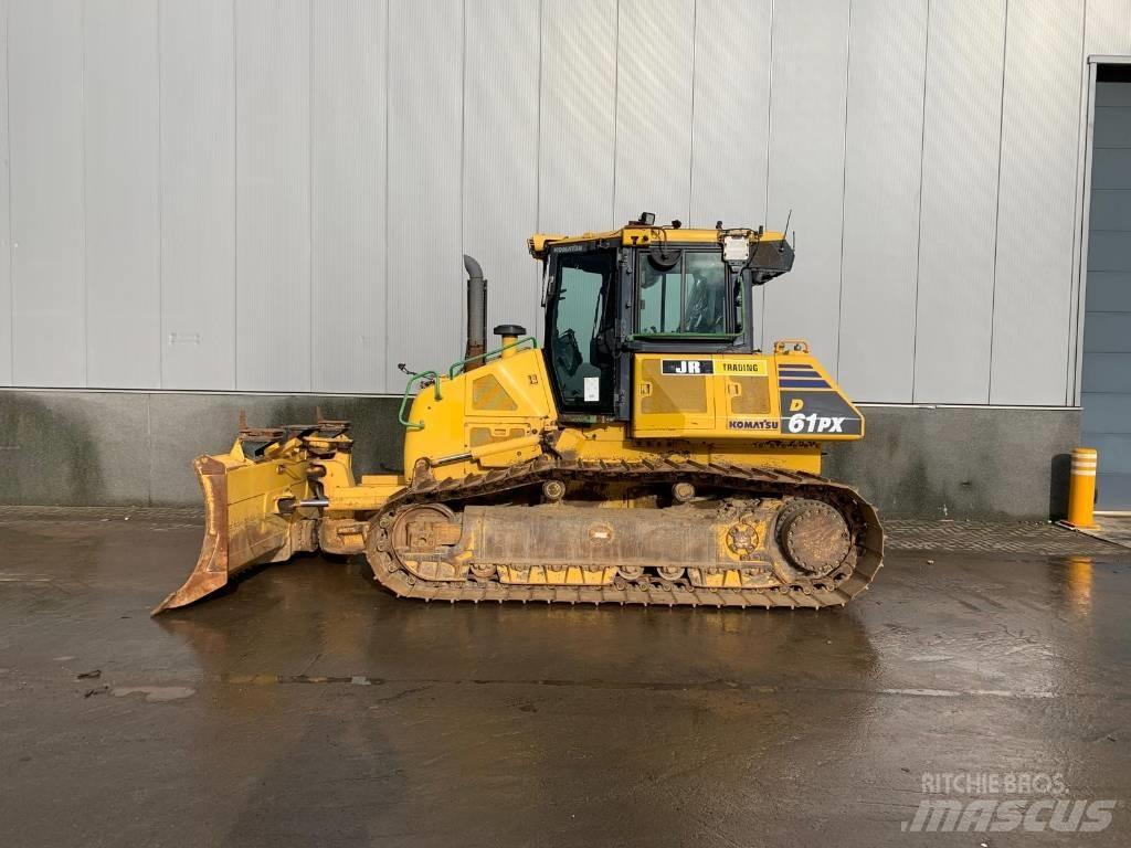 Komatsu D 61 PX-23 Buldooserid