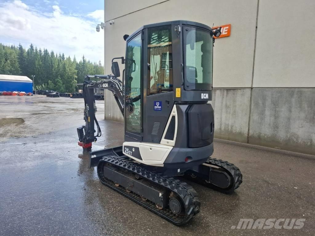 ECM 25 ZT Miniekskavaatorid < 7 t