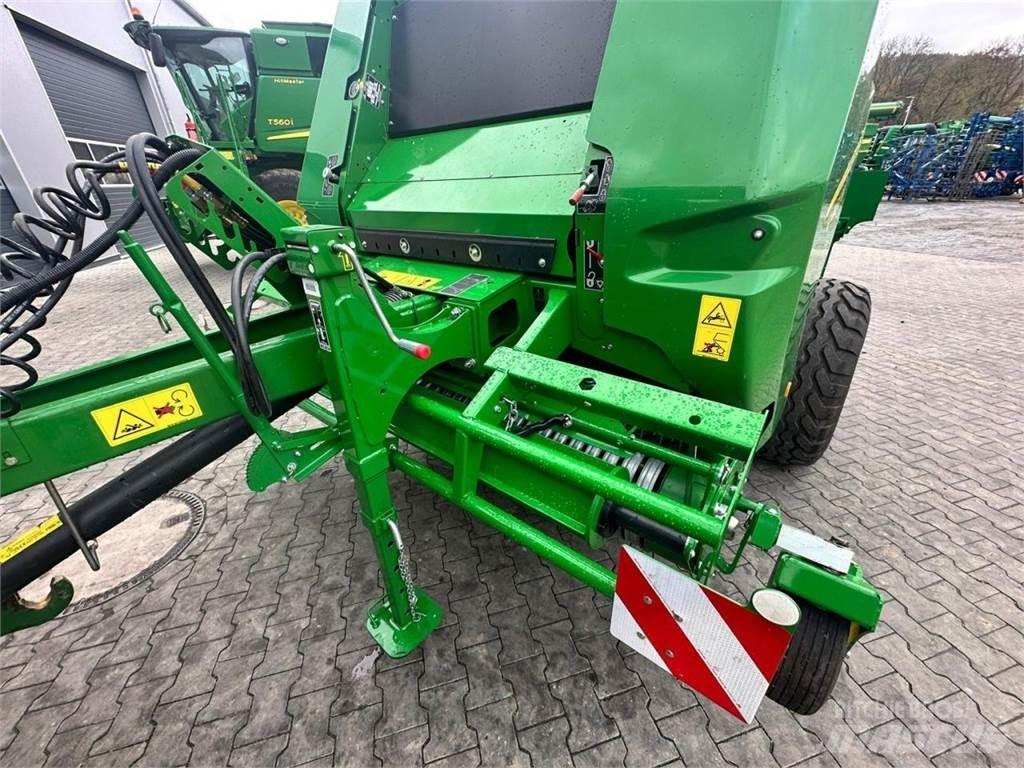 John Deere V461M Ruloonpressid