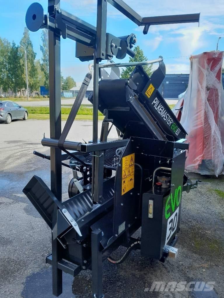 Pilkemaster Evo 30 Puulõikurid ja halumasinad