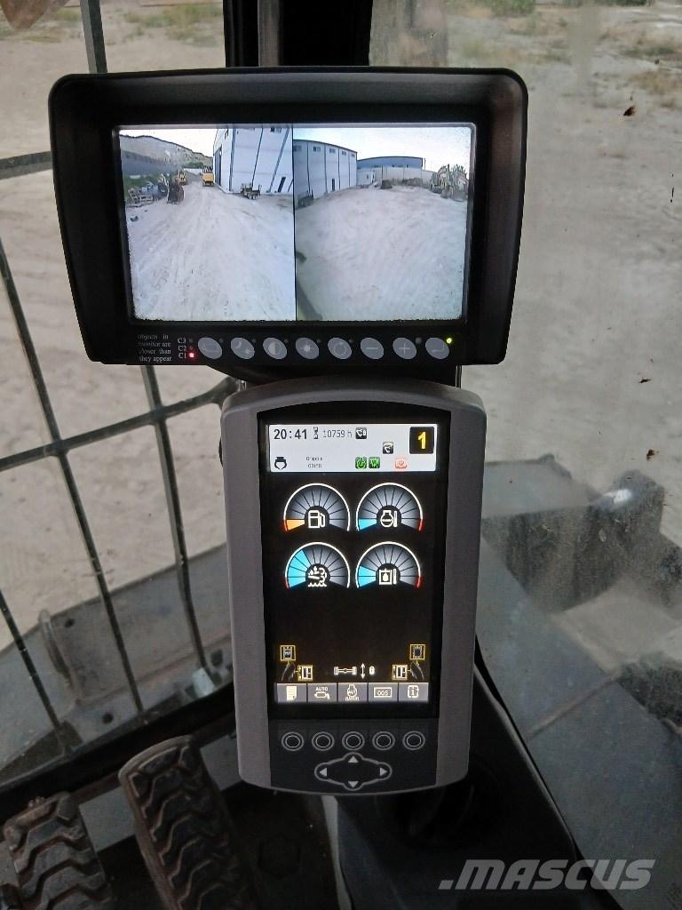 CAT MH 3022 Materjalikäitlusmasinad