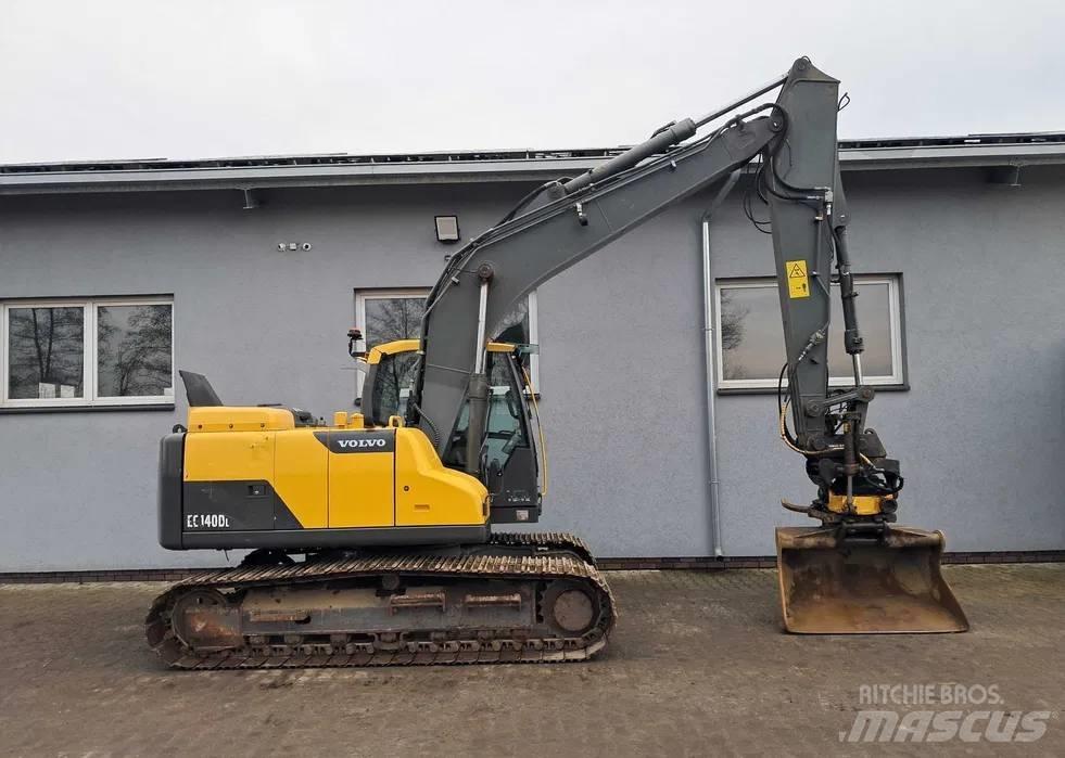 Volvo EC 140 DL Roomikekskavaatorid