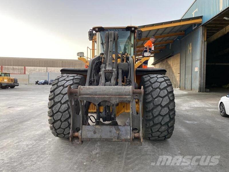 Volvo L 220 H Rataslaadurid