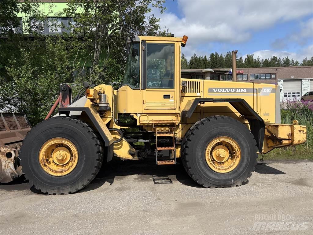 Volvo L120 C Rataslaadurid